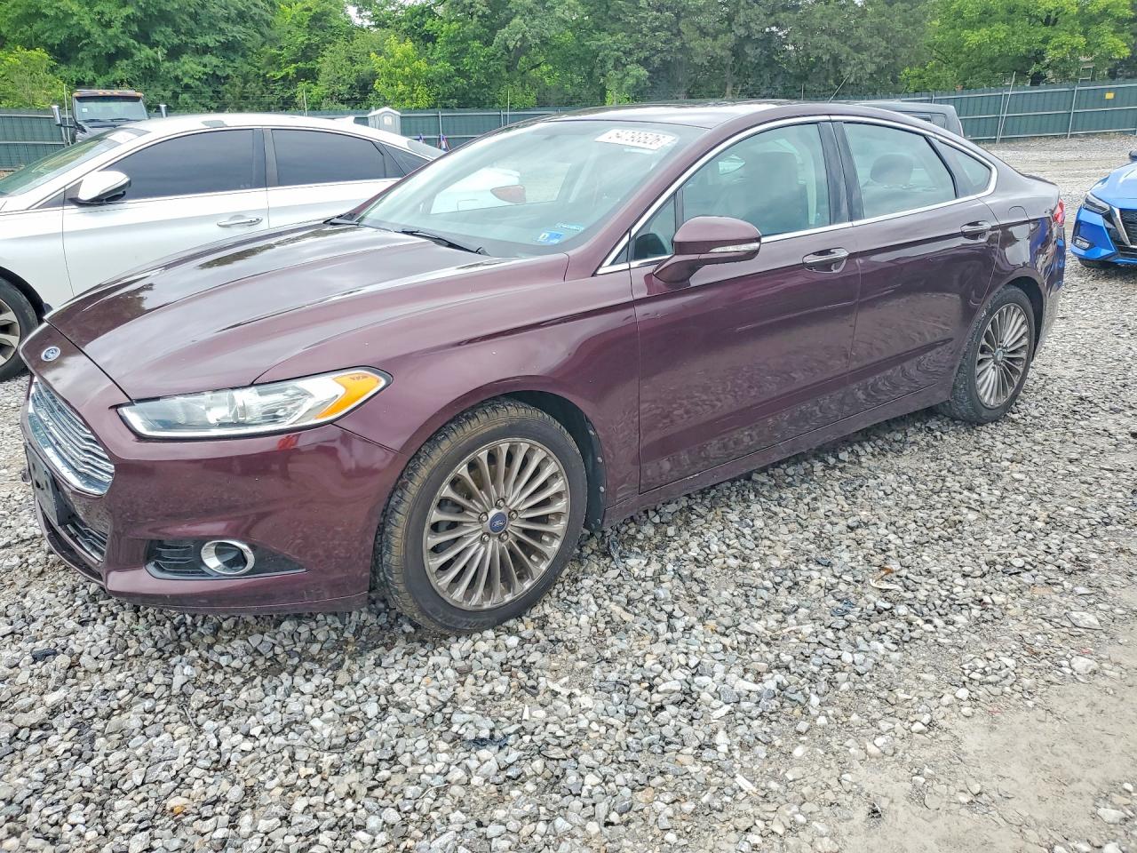 Salvage Ford Fusion Image