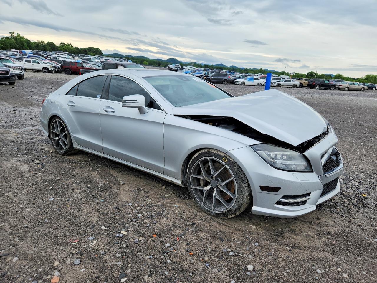 Mercedes-Benz Cls-class 550