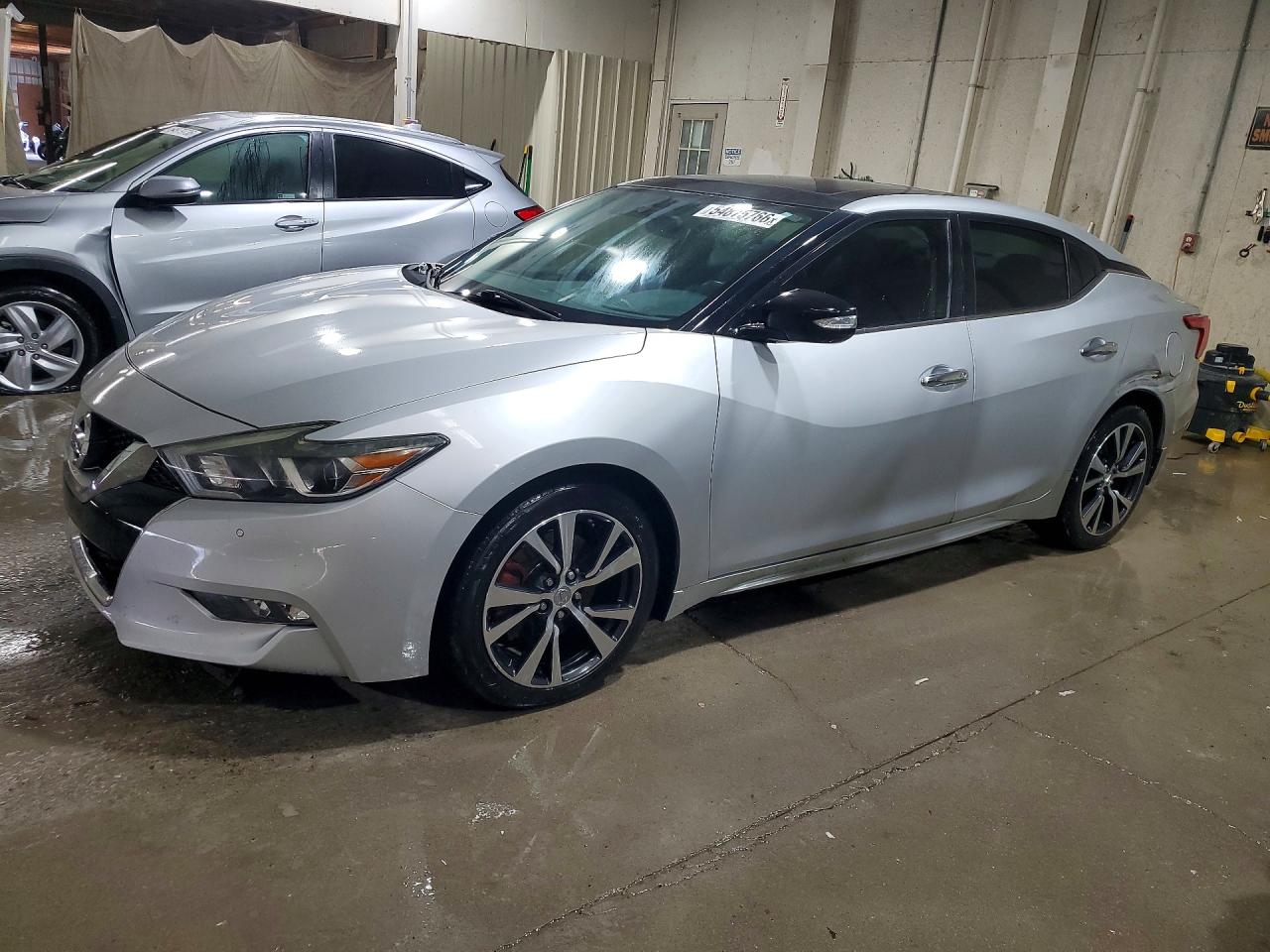 Salvage Nissan Maxima Image