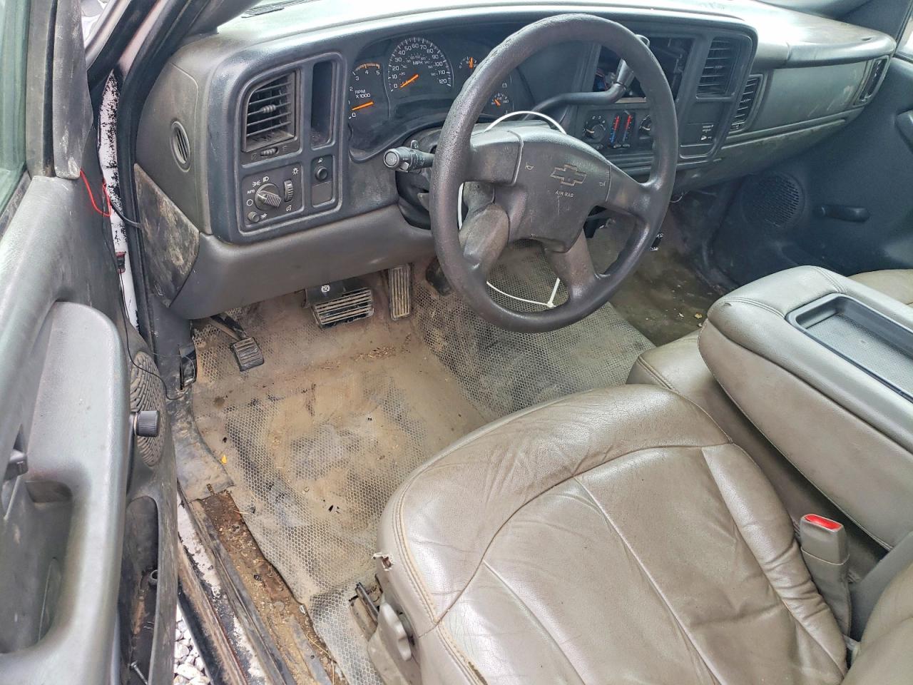 Chevrolet Silverado C1500