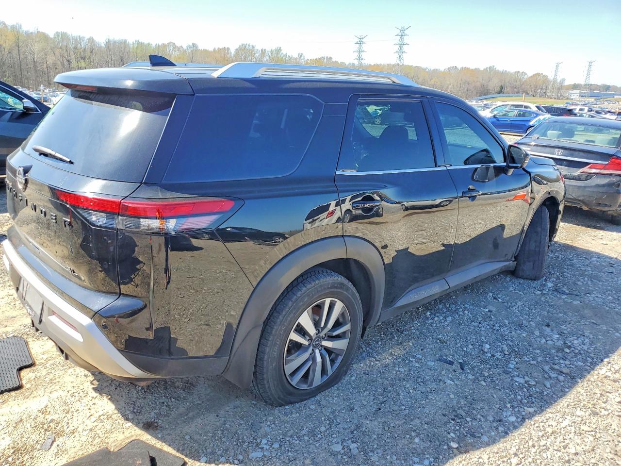 Nissan Pathfinder Sl