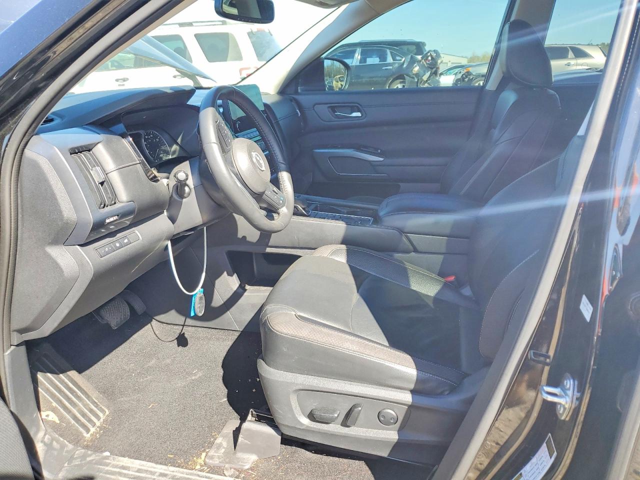 Nissan Pathfinder Sl