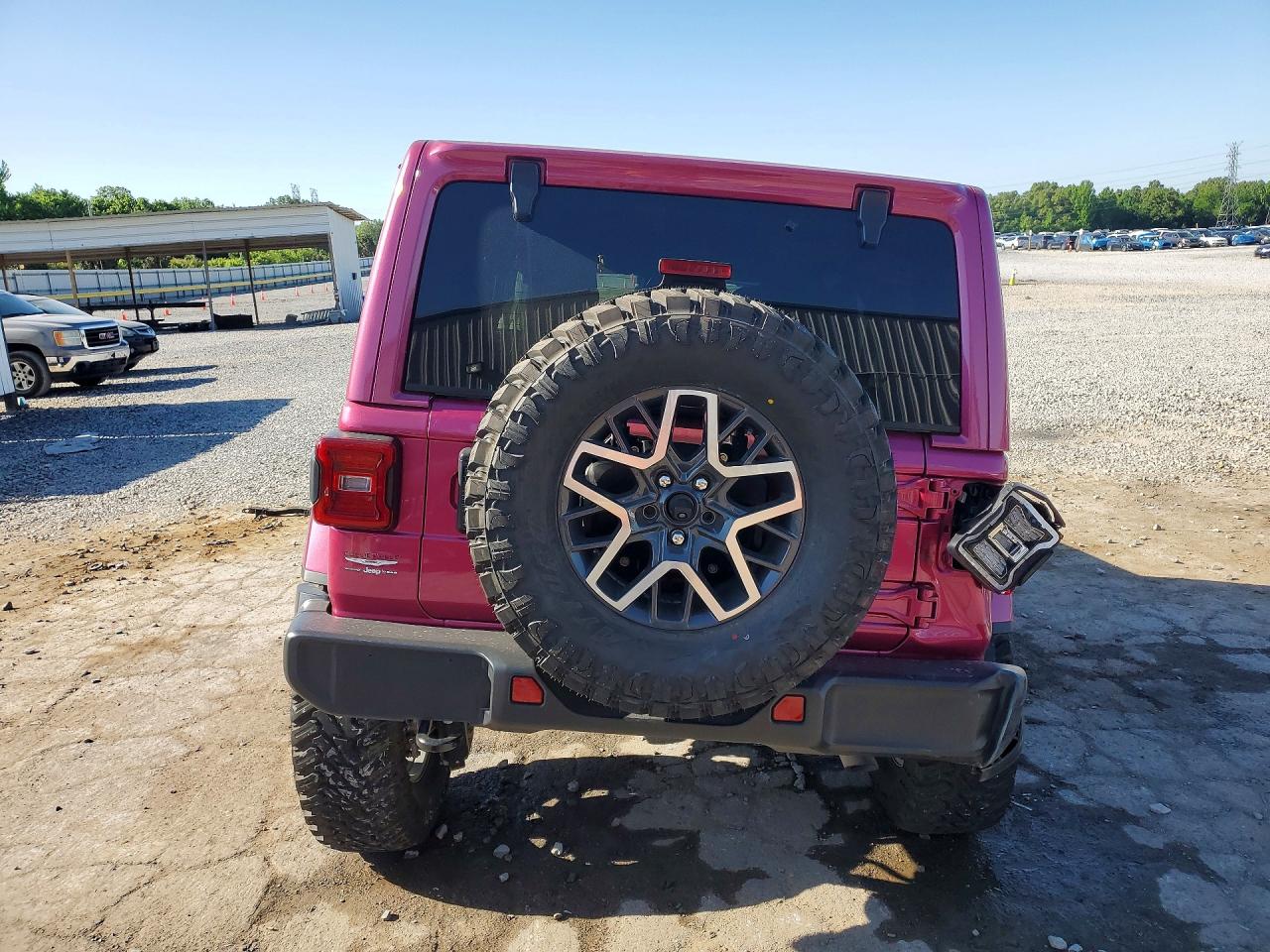 Jeep Wrangler Sahara
