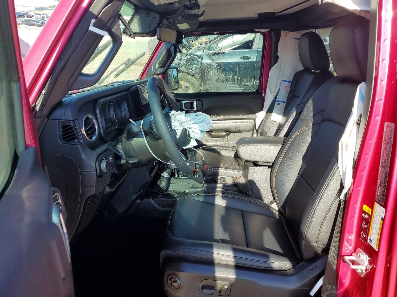Jeep Wrangler Sahara