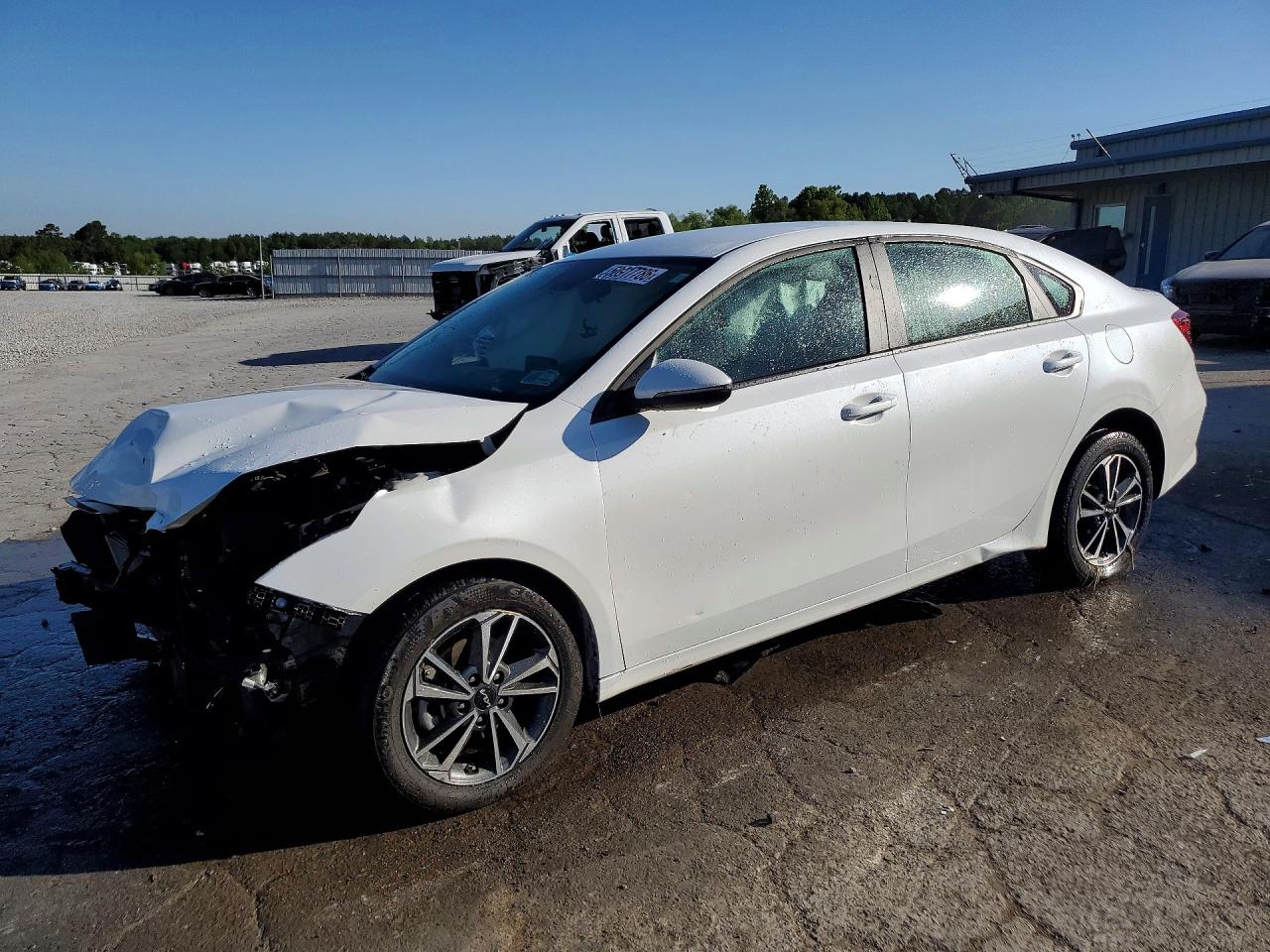 Salvage Kia Forte Image