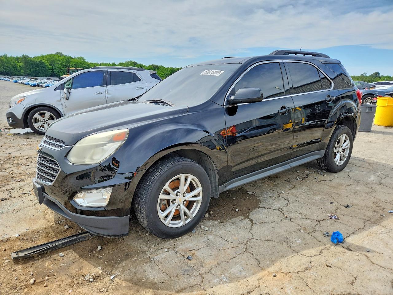Salvage Chevrolet Equinox Image