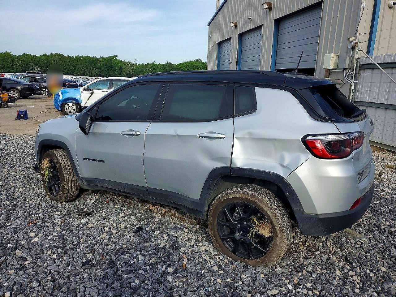 Jeep Compass Latitude