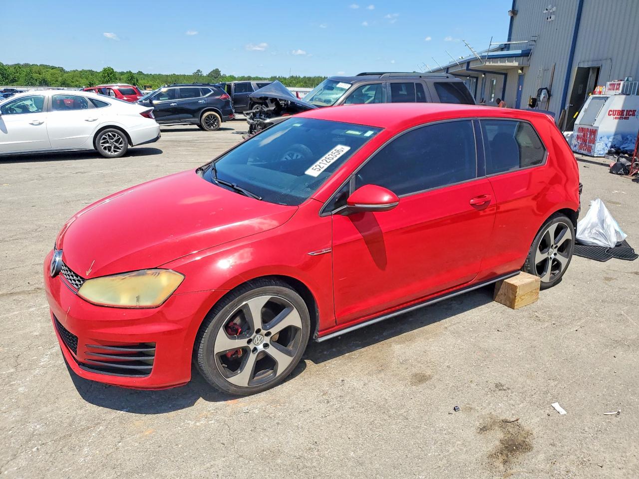 Salvage Volkswagen GTI Image
