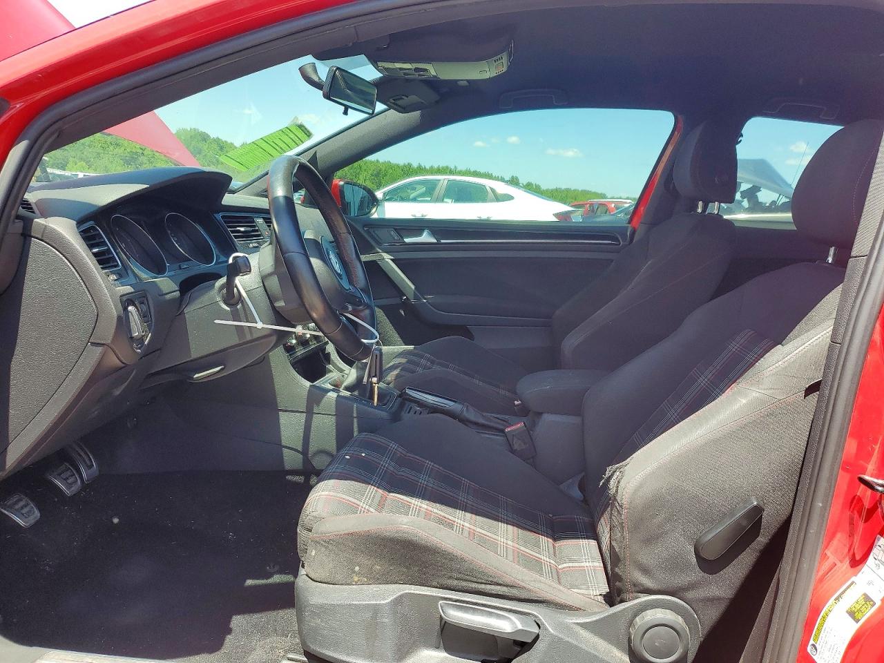 Volkswagen GTI S