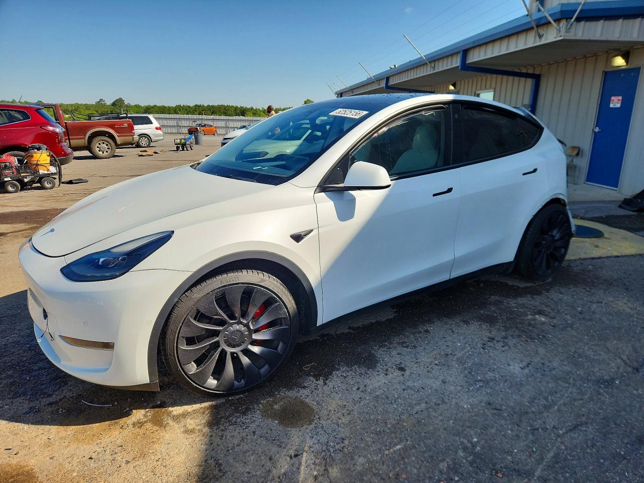 Salvage Tesla Model Y Image