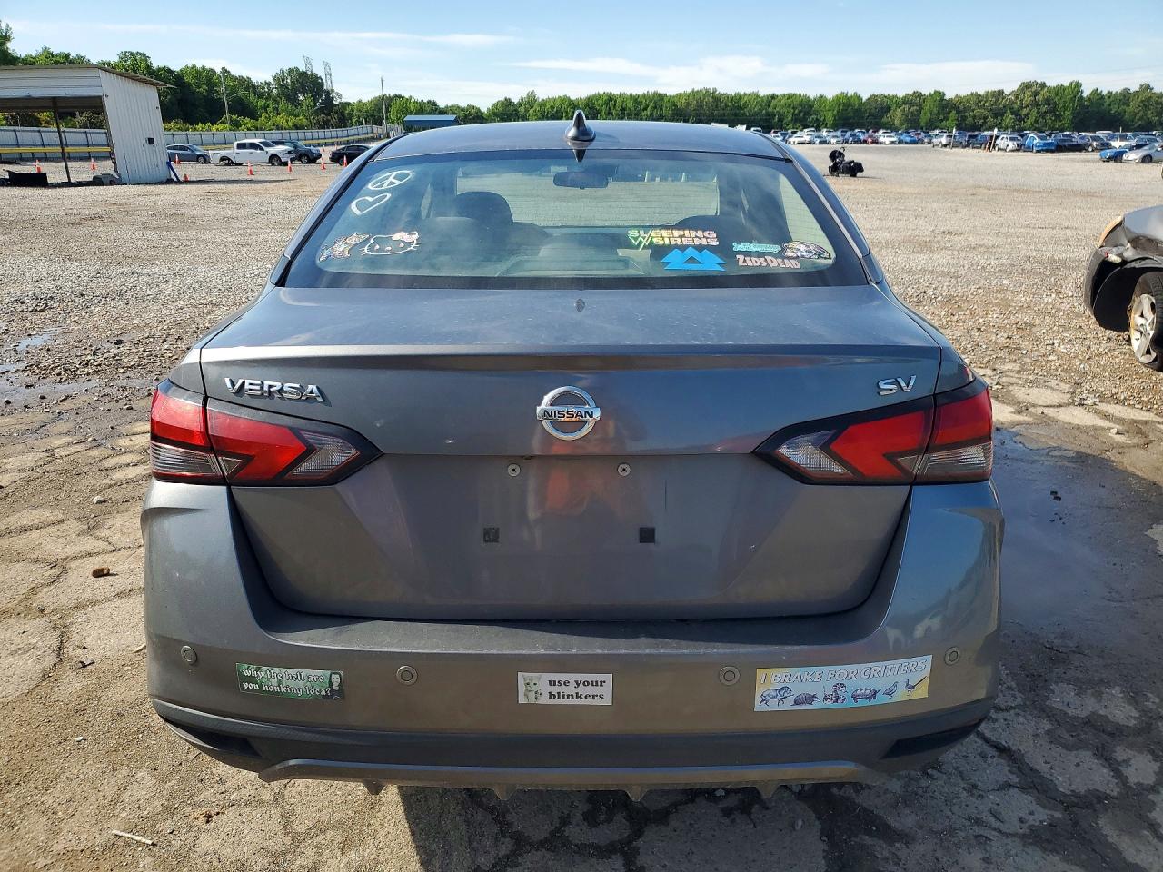 Nissan Versa Sv
