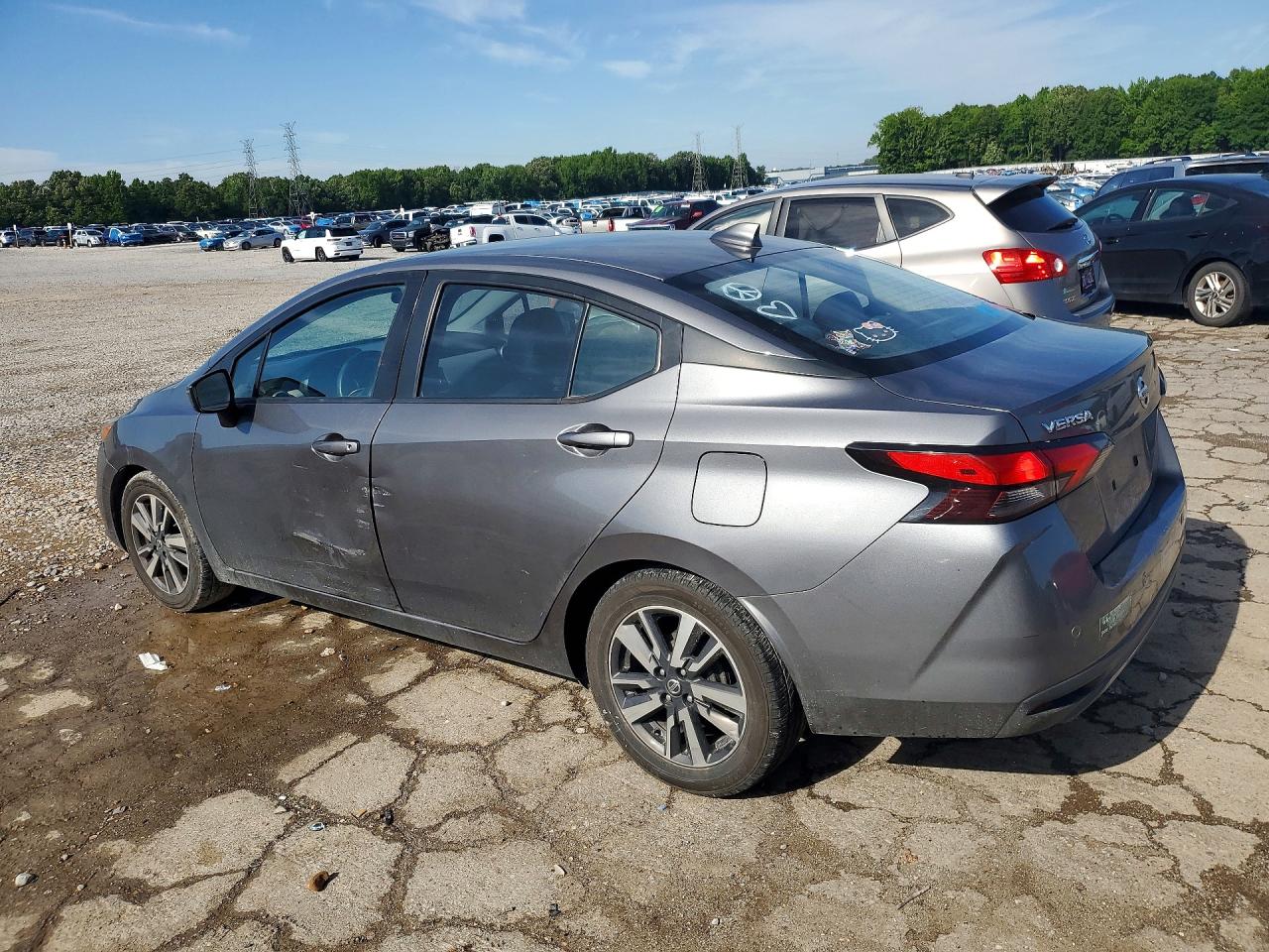 Nissan Versa Sv