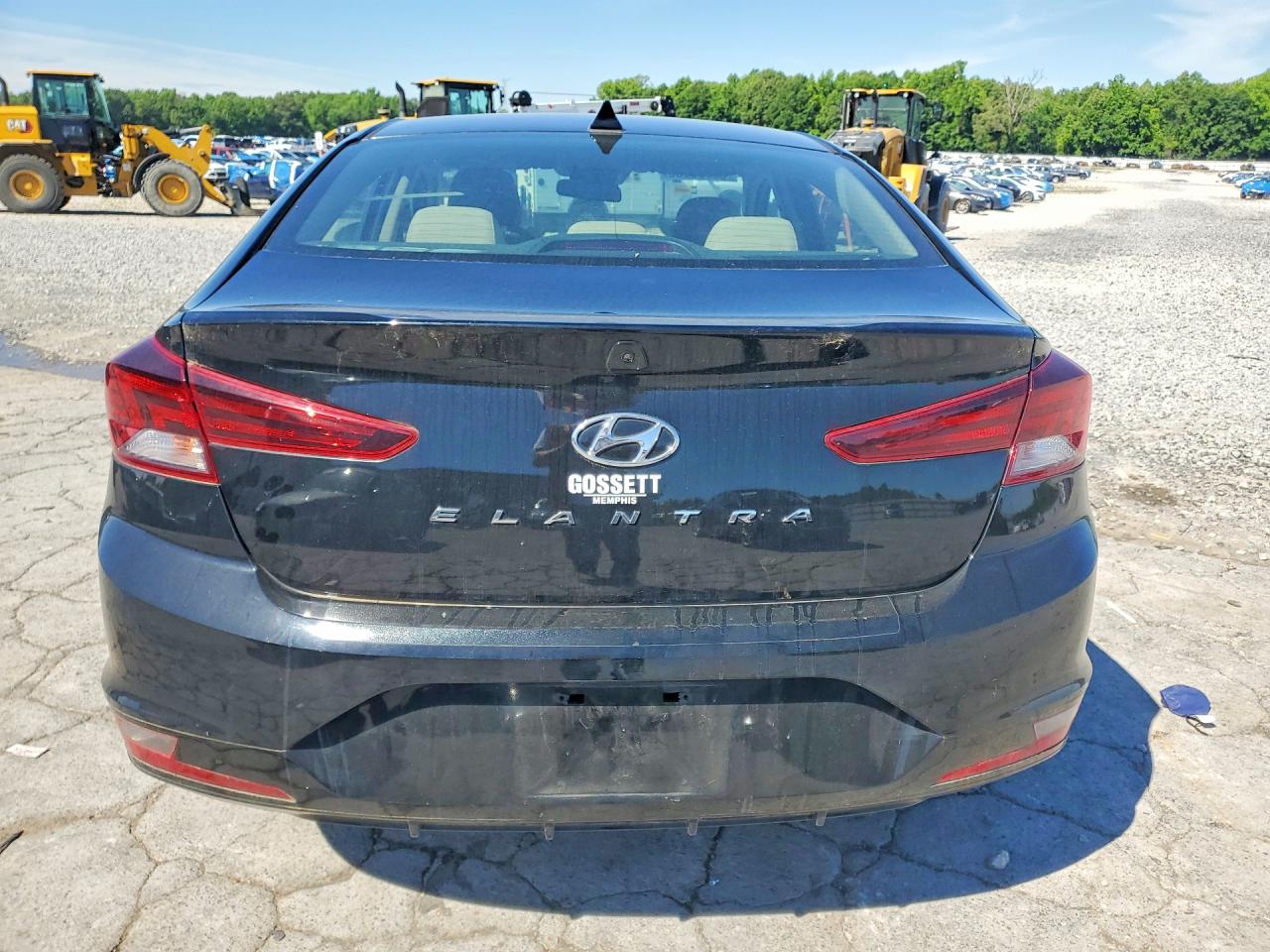 Hyundai ELANTRA Sel