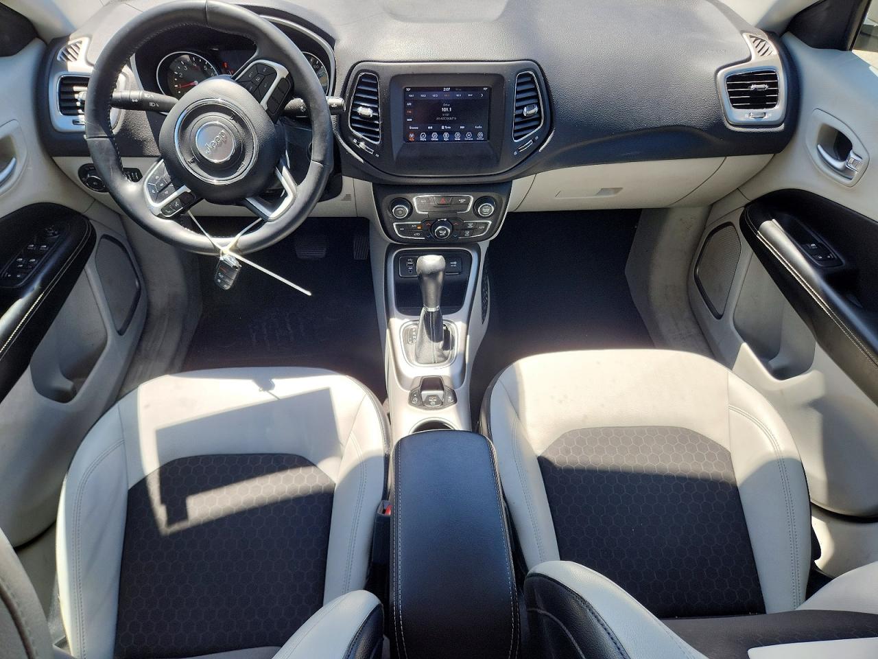 Jeep Compass Latitude