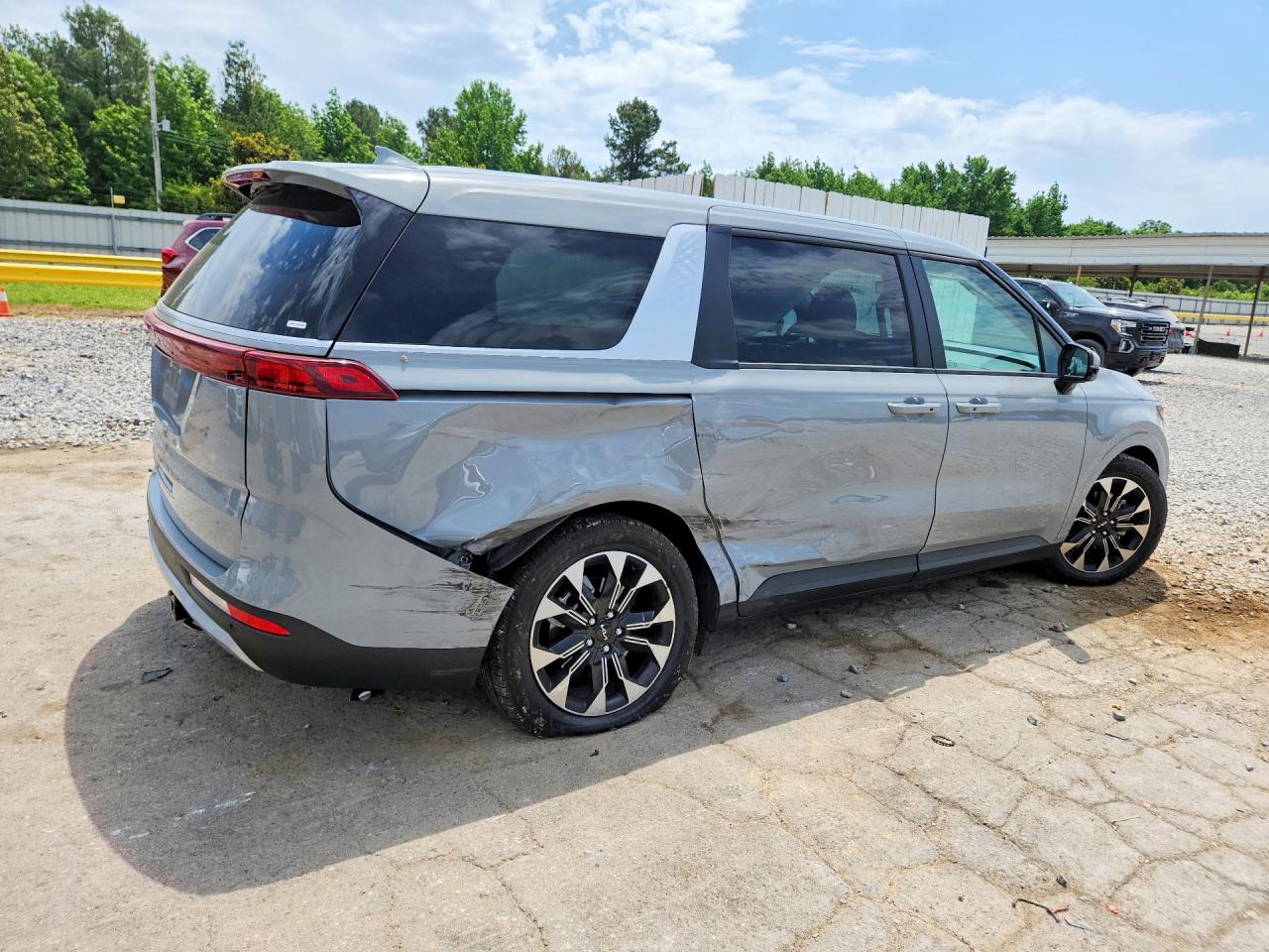 Kia Carnival Ex
