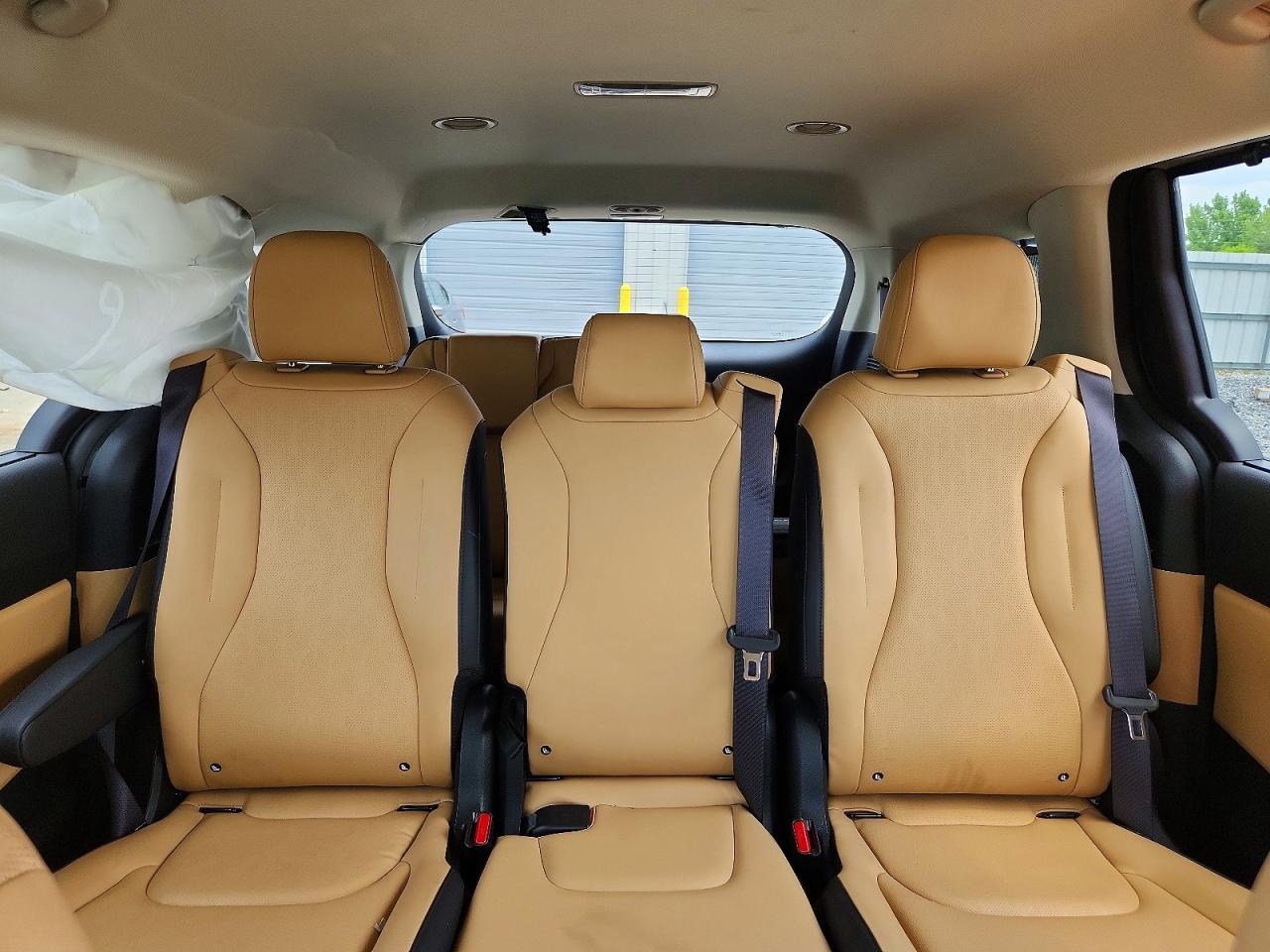 Kia Carnival Ex