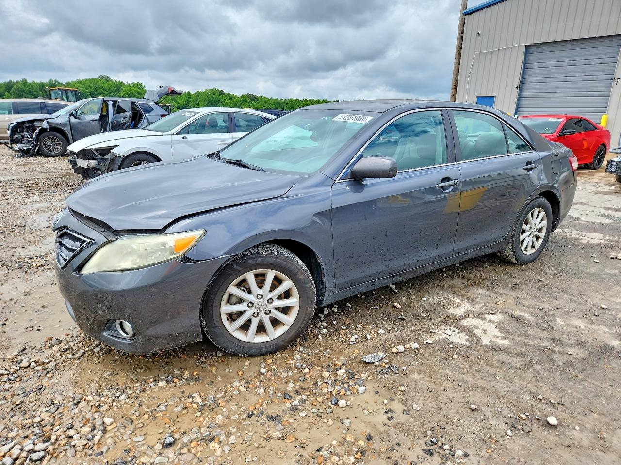 Salvage Toyota Camry Image