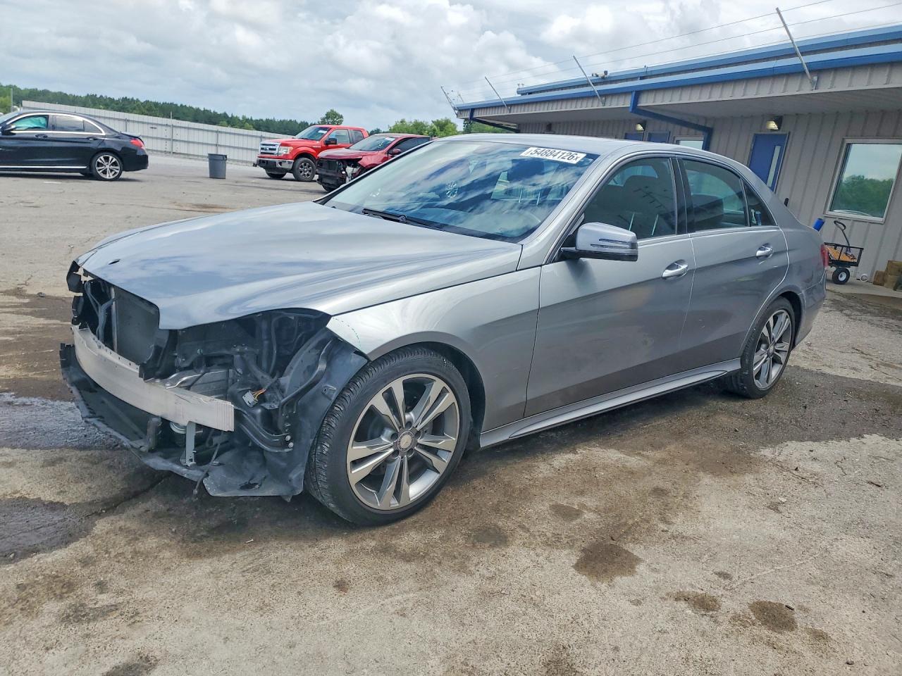 Salvage Mercedes-Benz E-Class Image