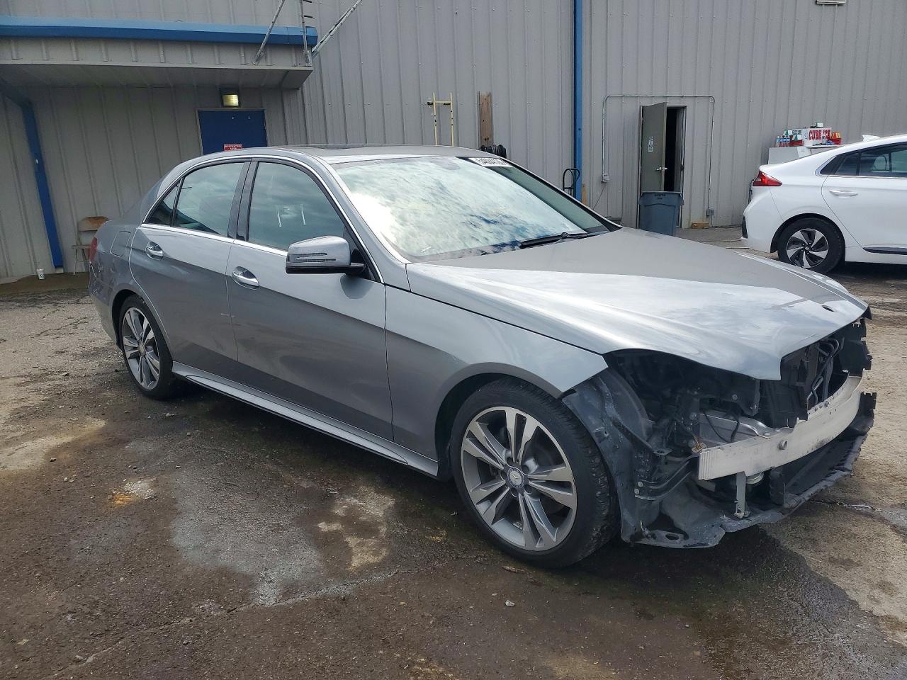 Mercedes-Benz E-Class 350
