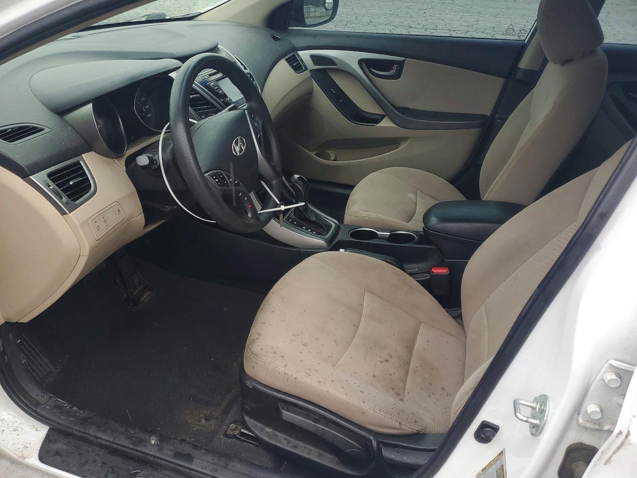 Hyundai ELANTRA Se