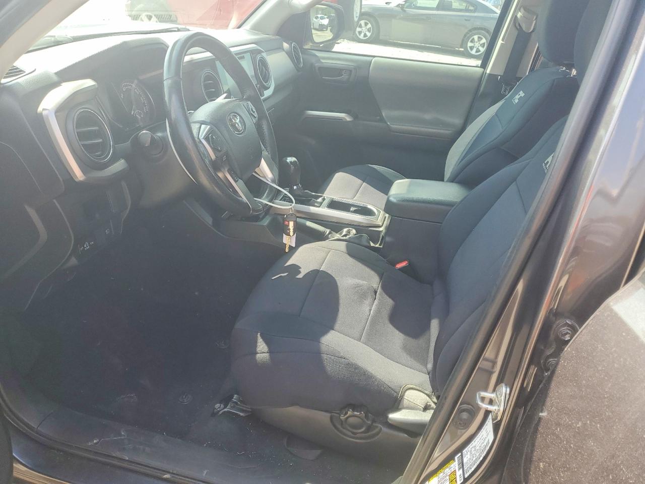 Toyota Tacoma Sr5 V6