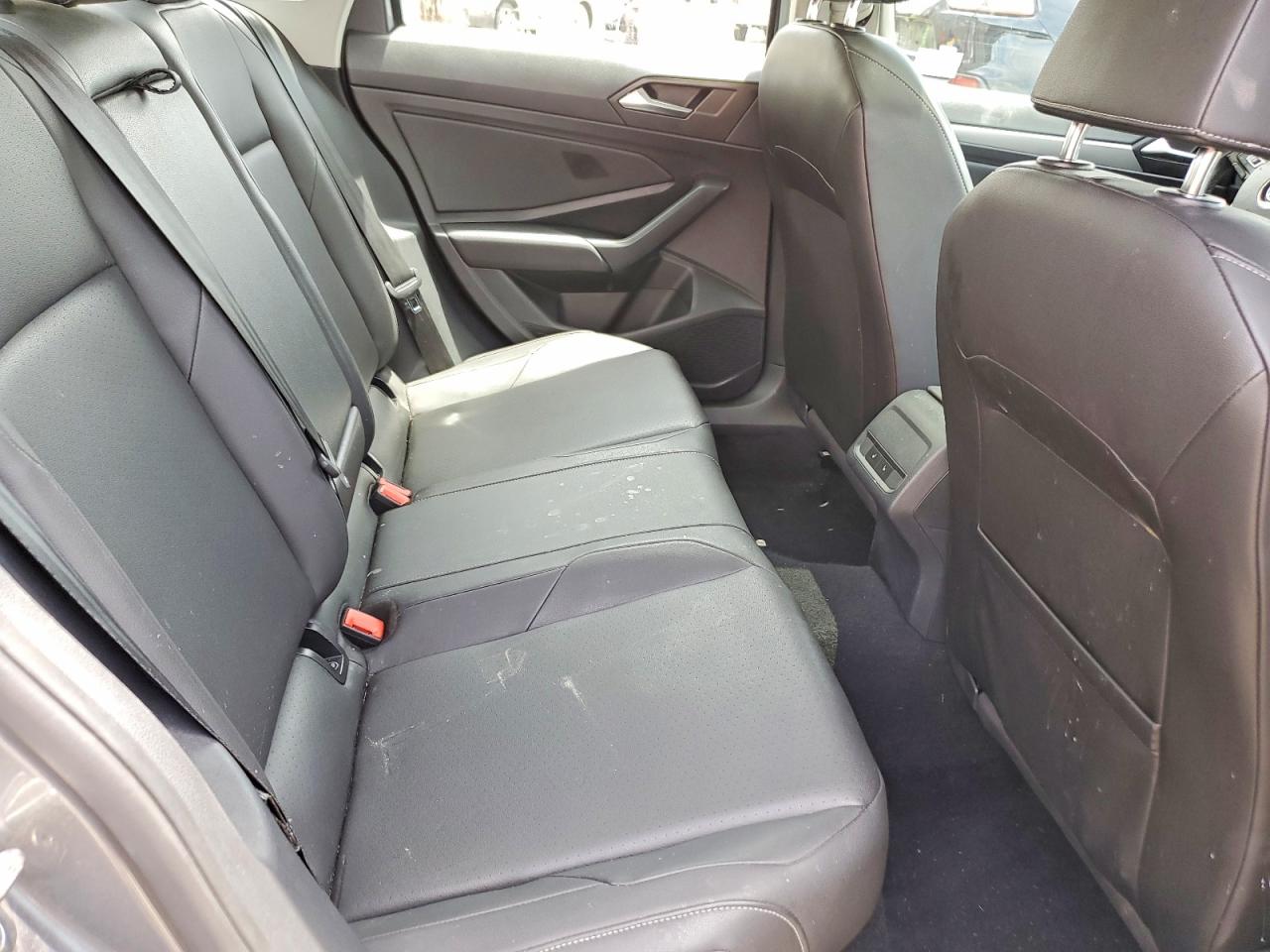Volkswagen Jetta S