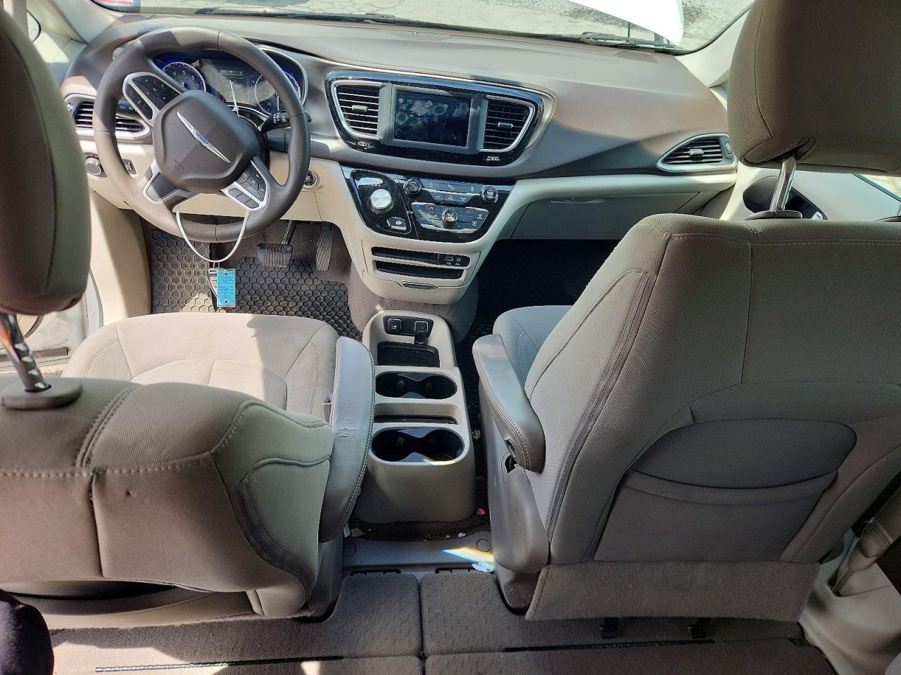 Chrysler Pacifica Touring