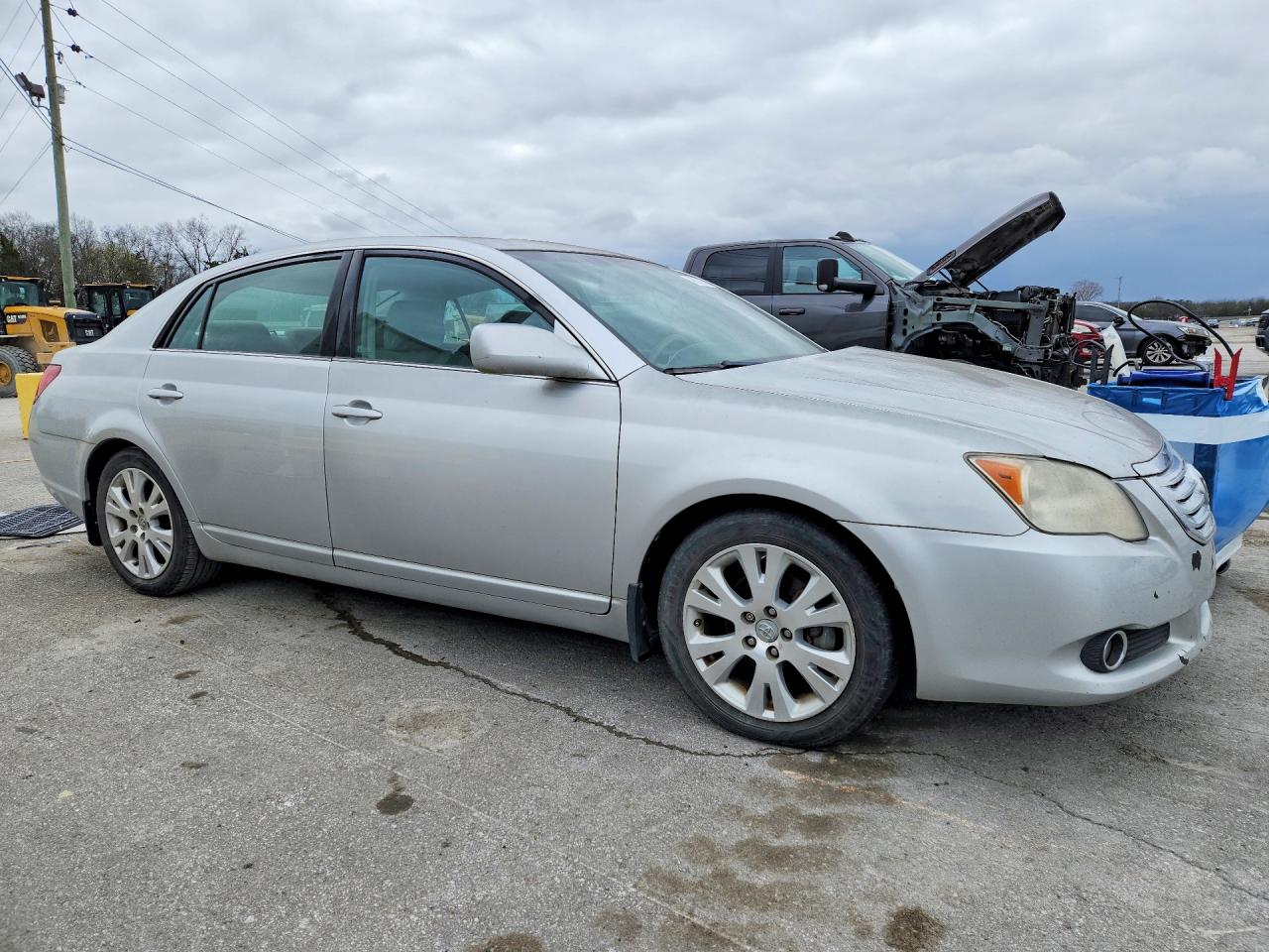 Toyota Avalon Xls