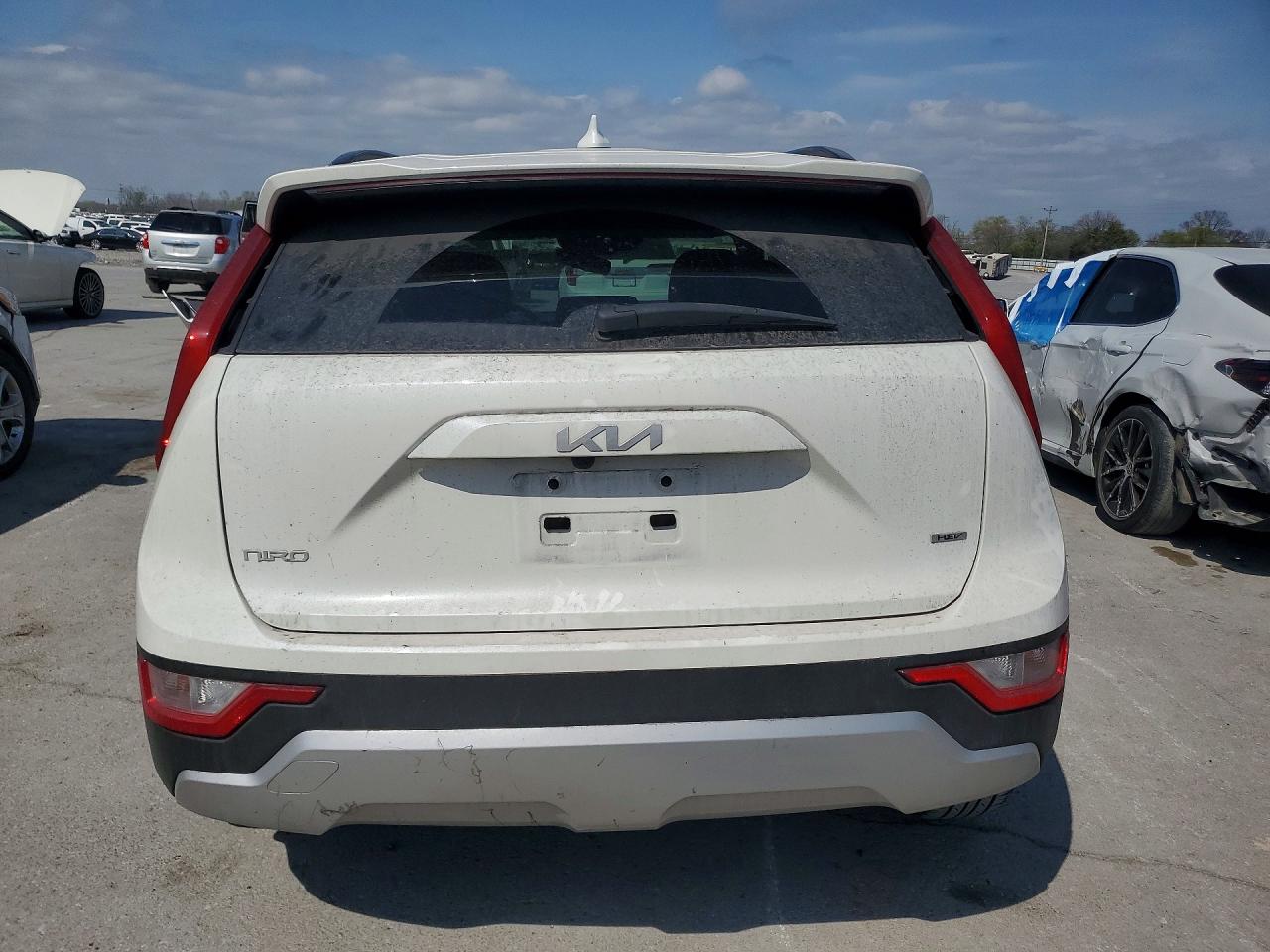 Kia Niro Lx