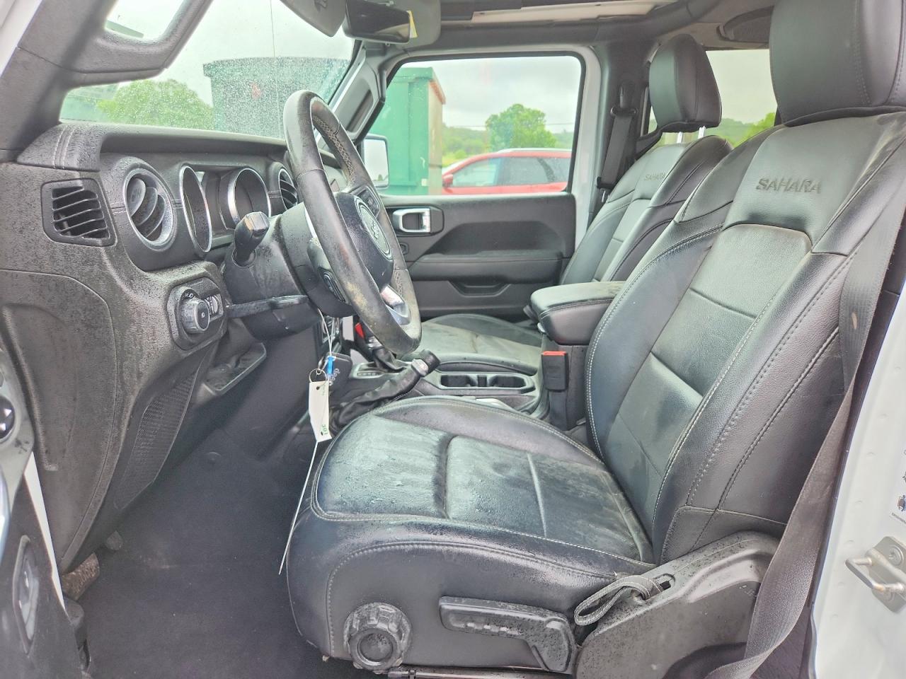 Jeep Wrangler Sahara