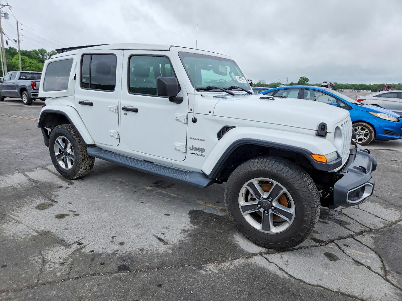 Jeep Wrangler Sahara