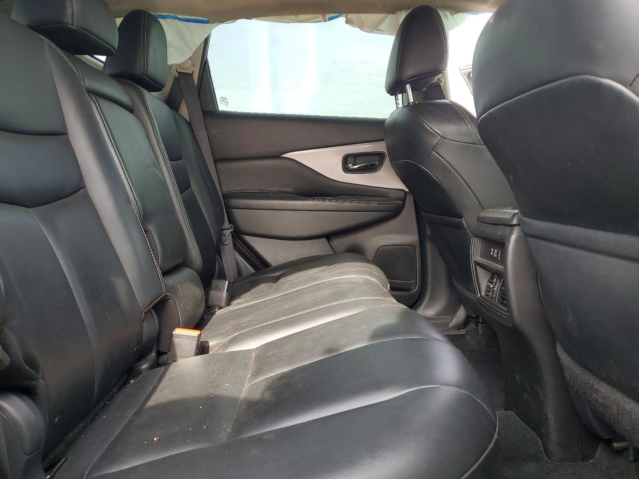 Nissan Murano Sv