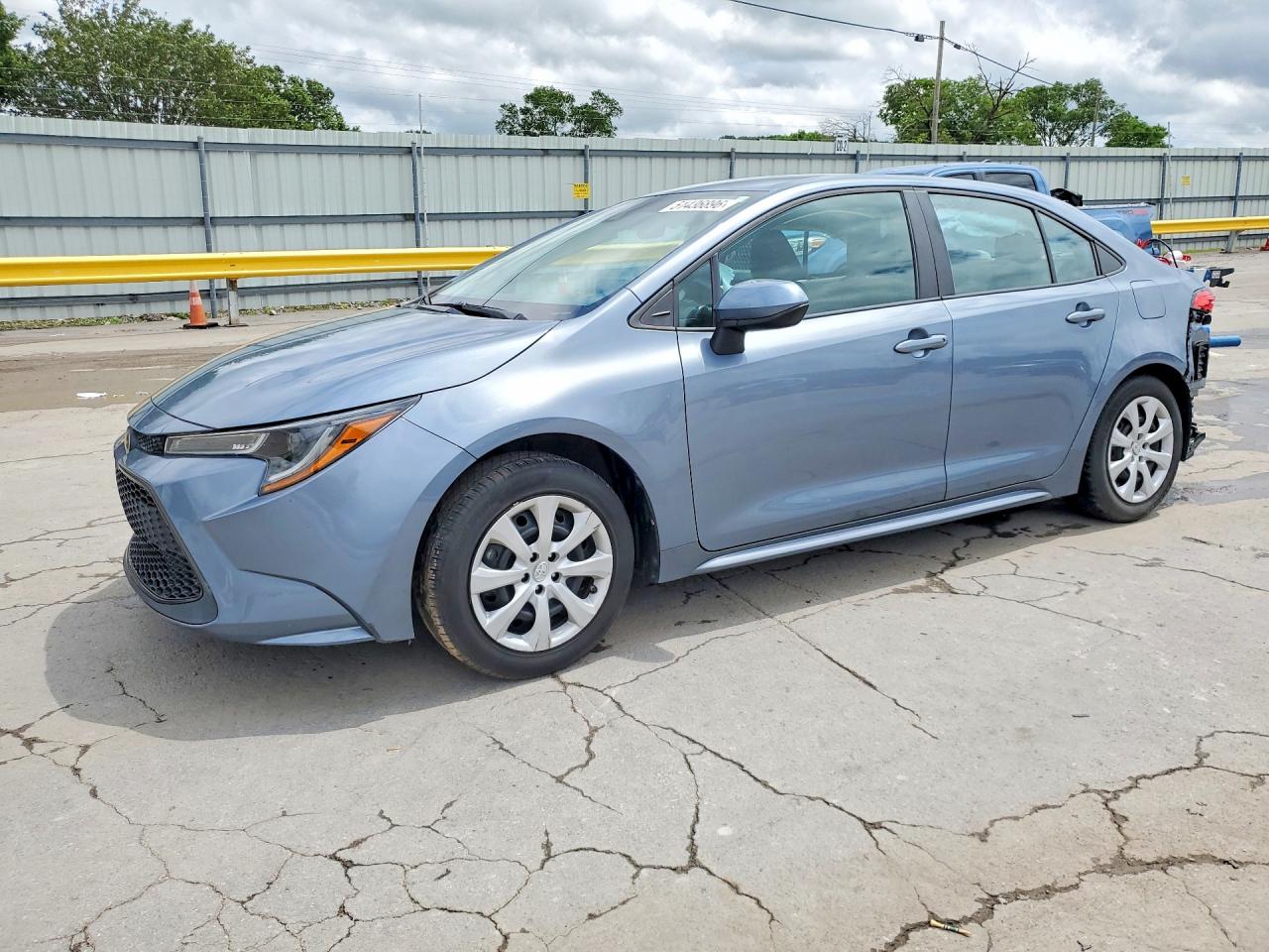 Salvage Toyota Corolla Image