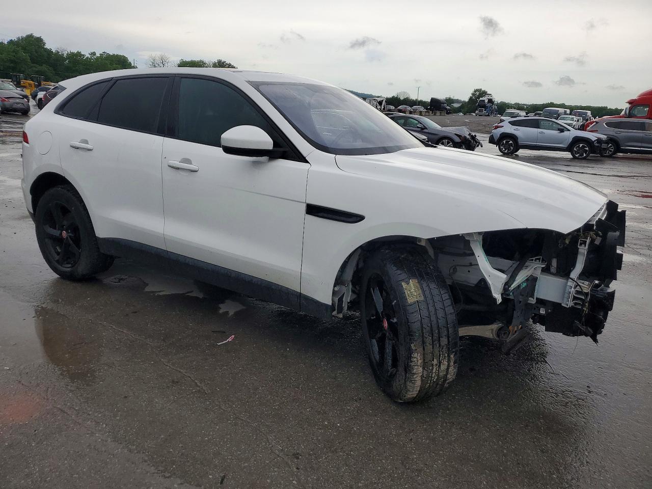 Jaguar F-PACE Premium
