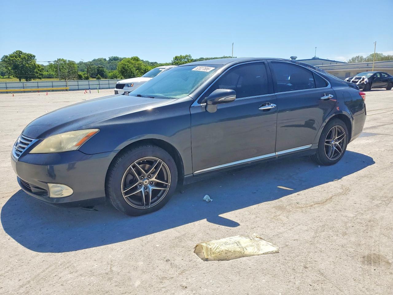 Salvage Lexus Es Image