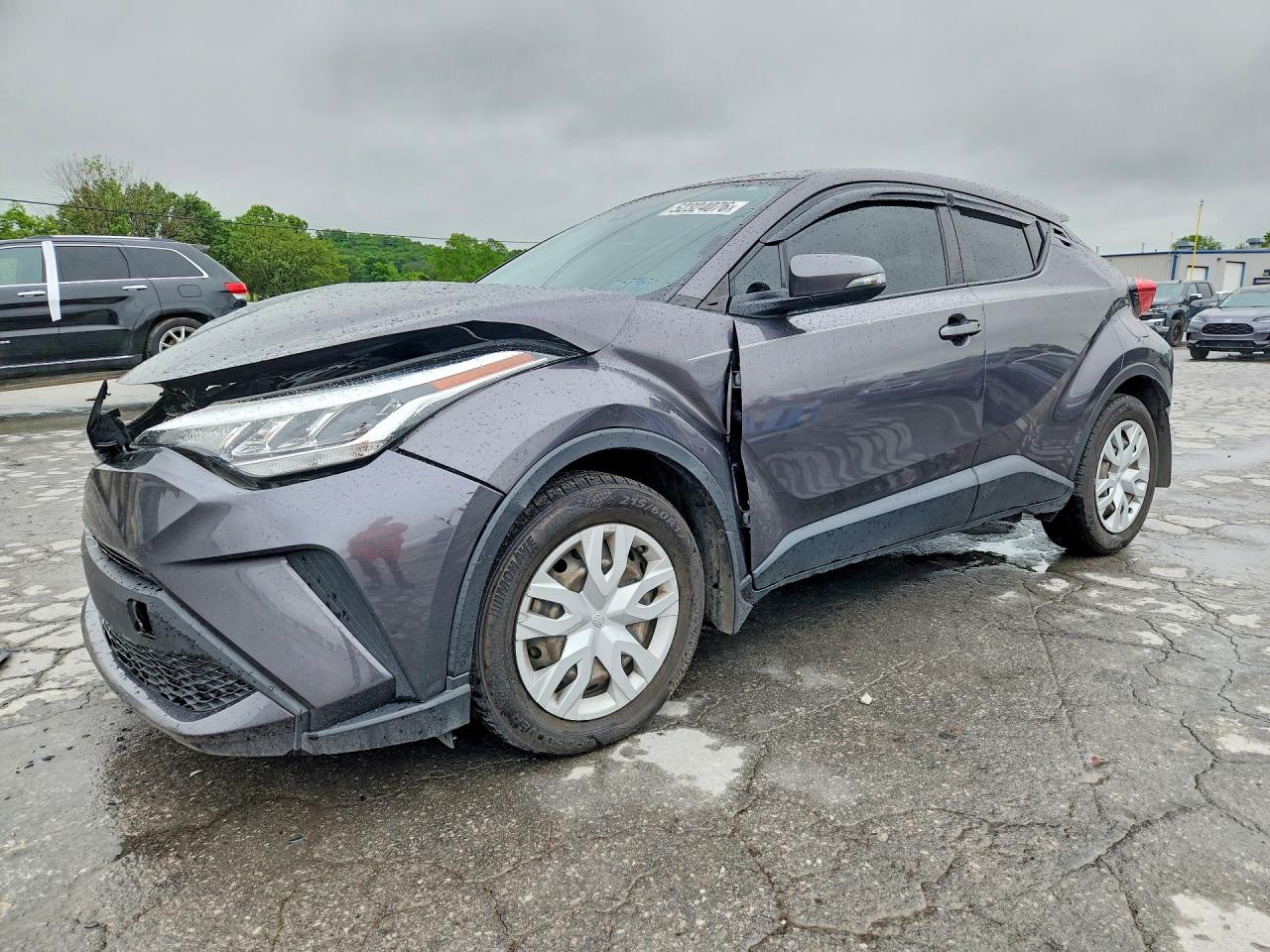 Salvage Toyota C-HR Image