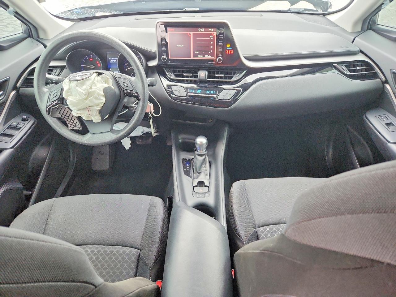 Toyota C-hr Le Le