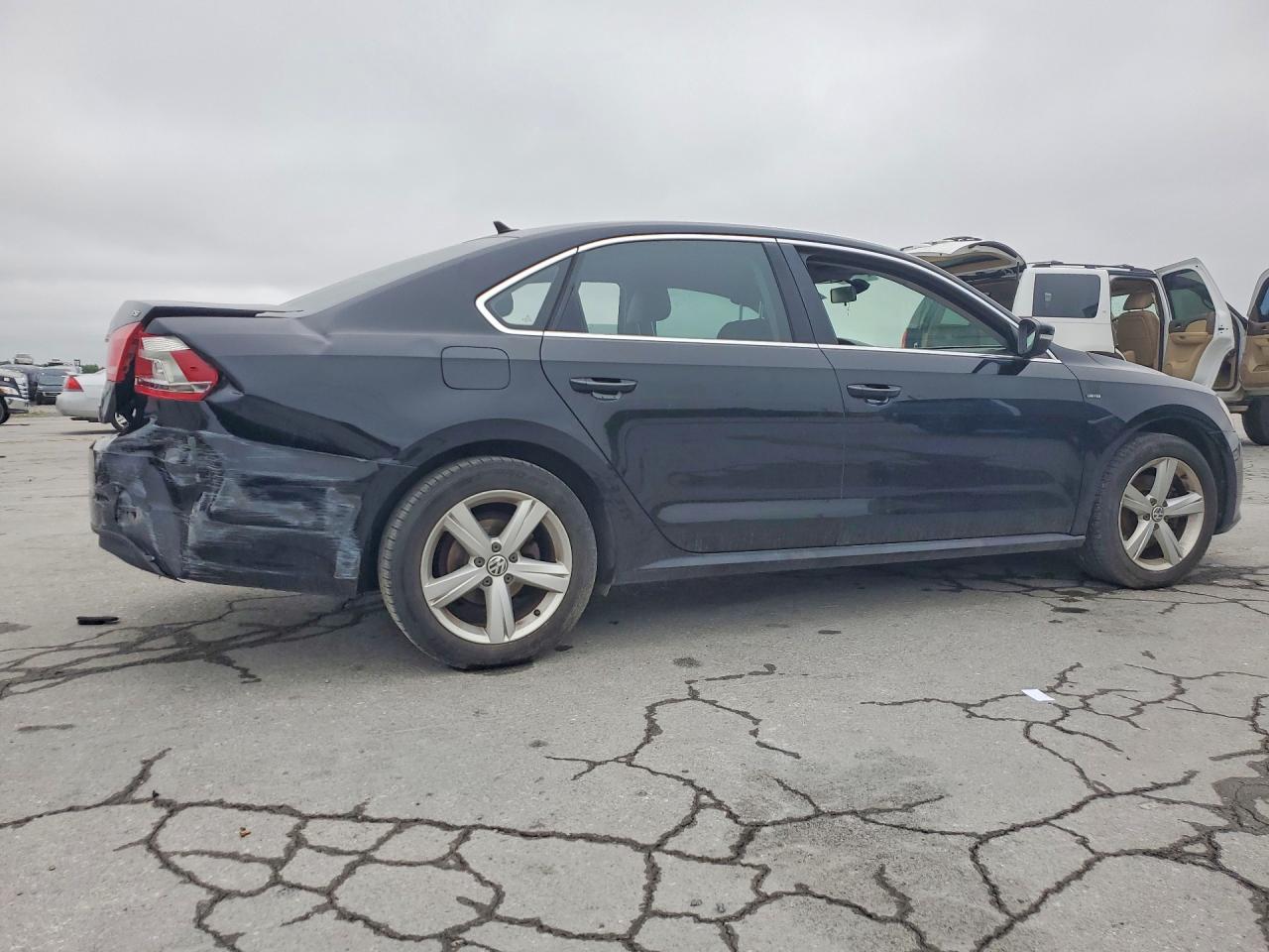 Volkswagen Passat S