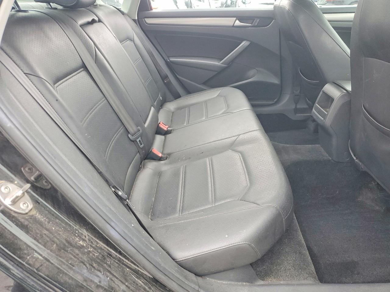 Volkswagen Passat S