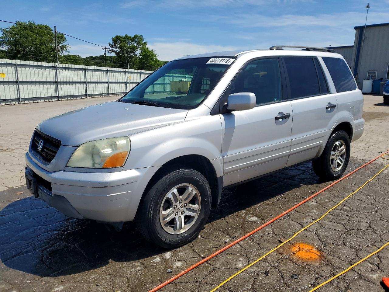 Salvage Honda Pilot Image