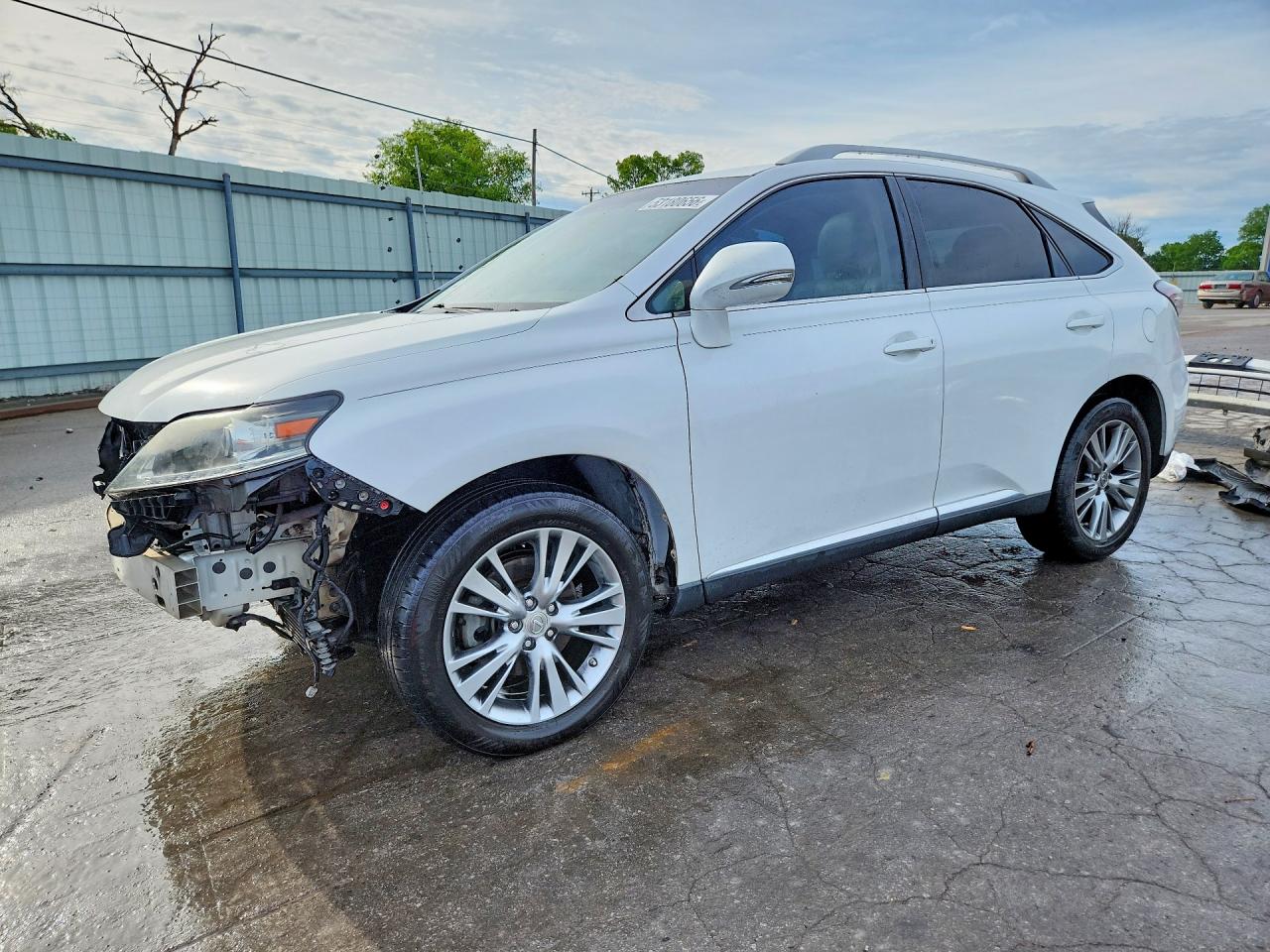 Salvage Lexus RX Image