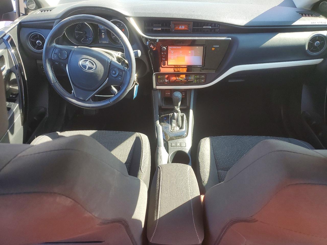 Scion iM Base