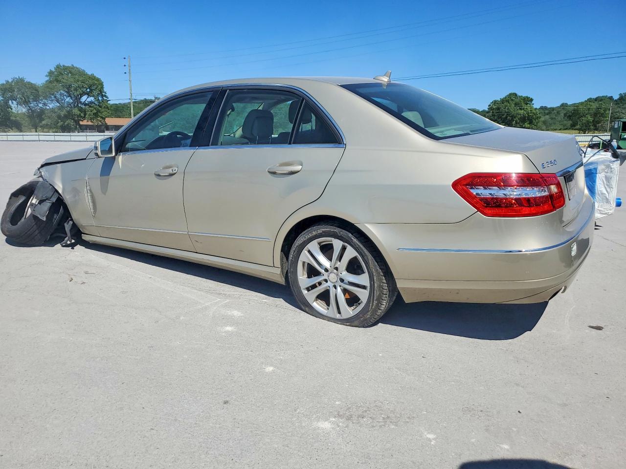 Mercedes-Benz E-Class 350
