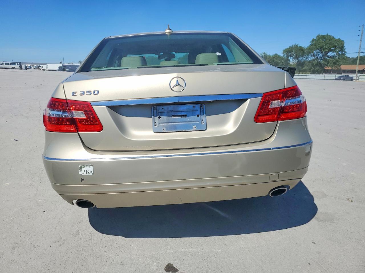 Mercedes-Benz E-Class 350