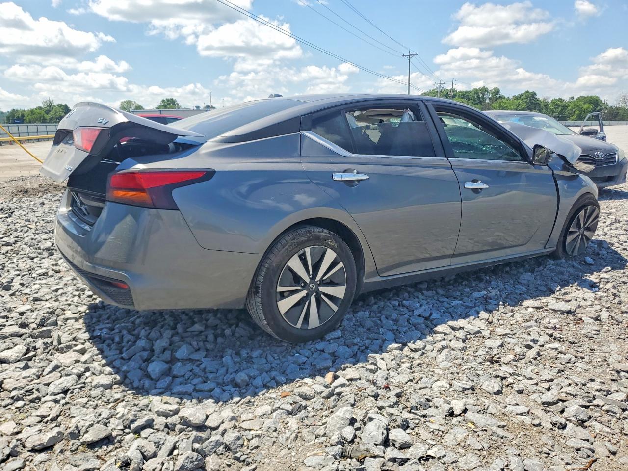 Nissan Altima Sv