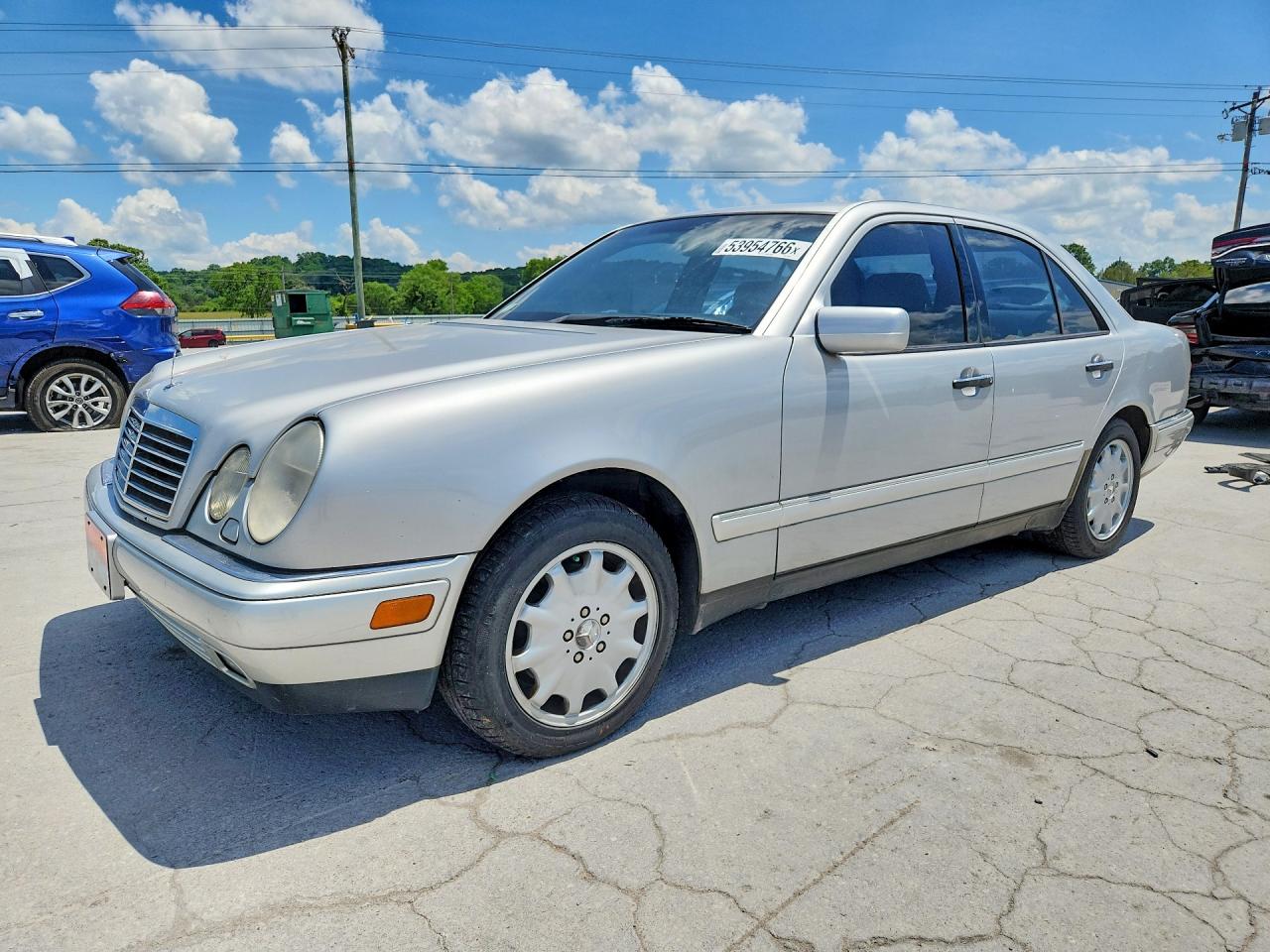 Salvage Mercedes-Benz E-Class Image