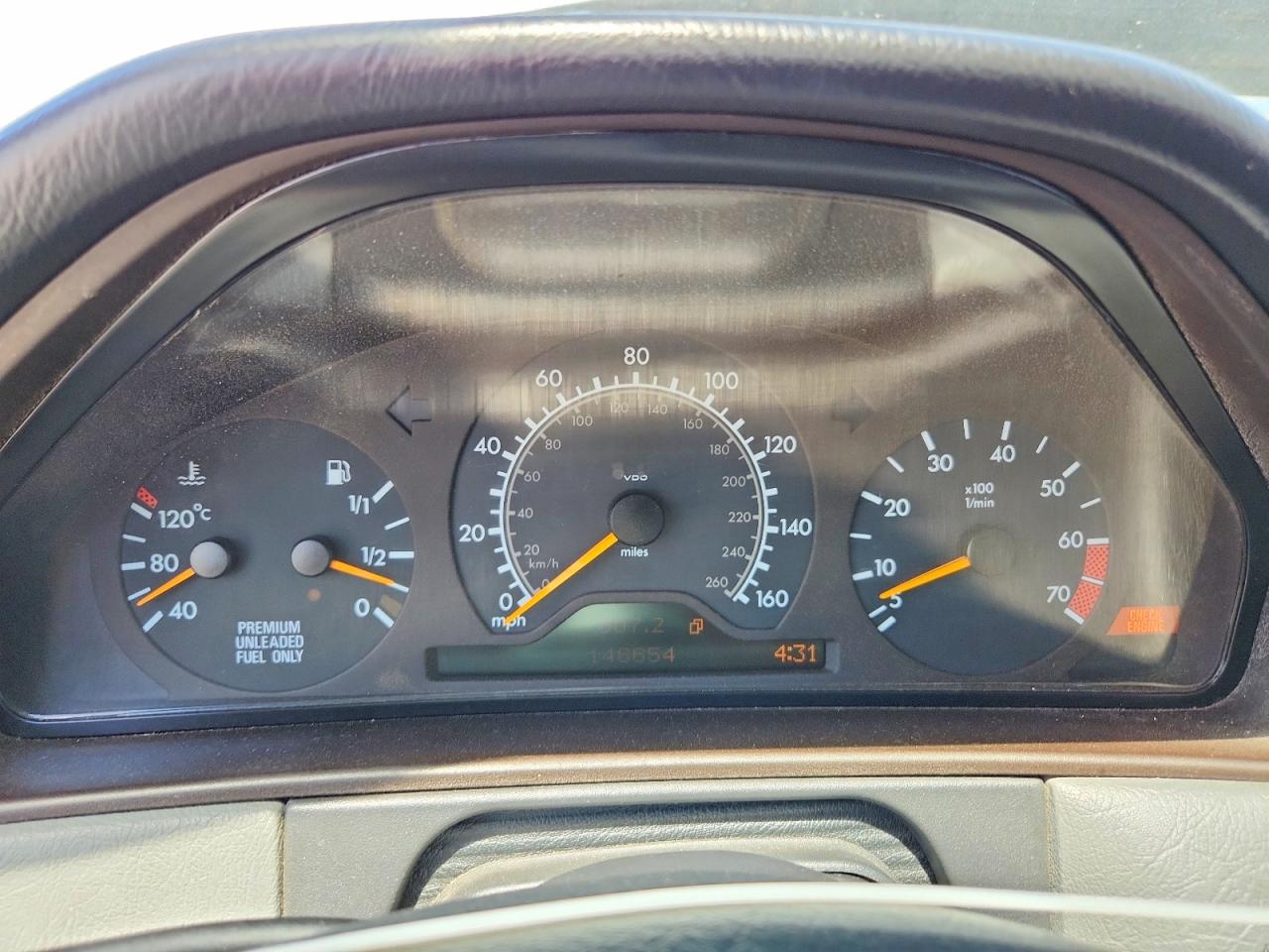 Mercedes-Benz E-Class 320 4matic