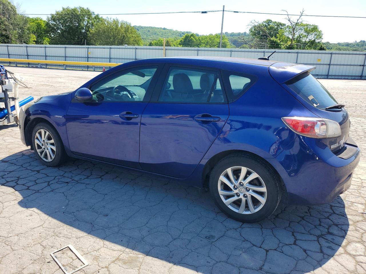 Mazda 3 I