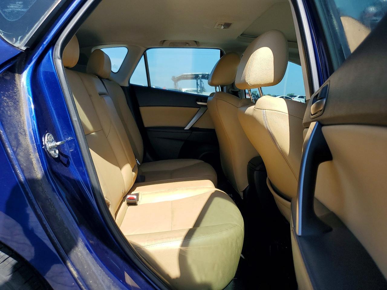 Mazda 3 I