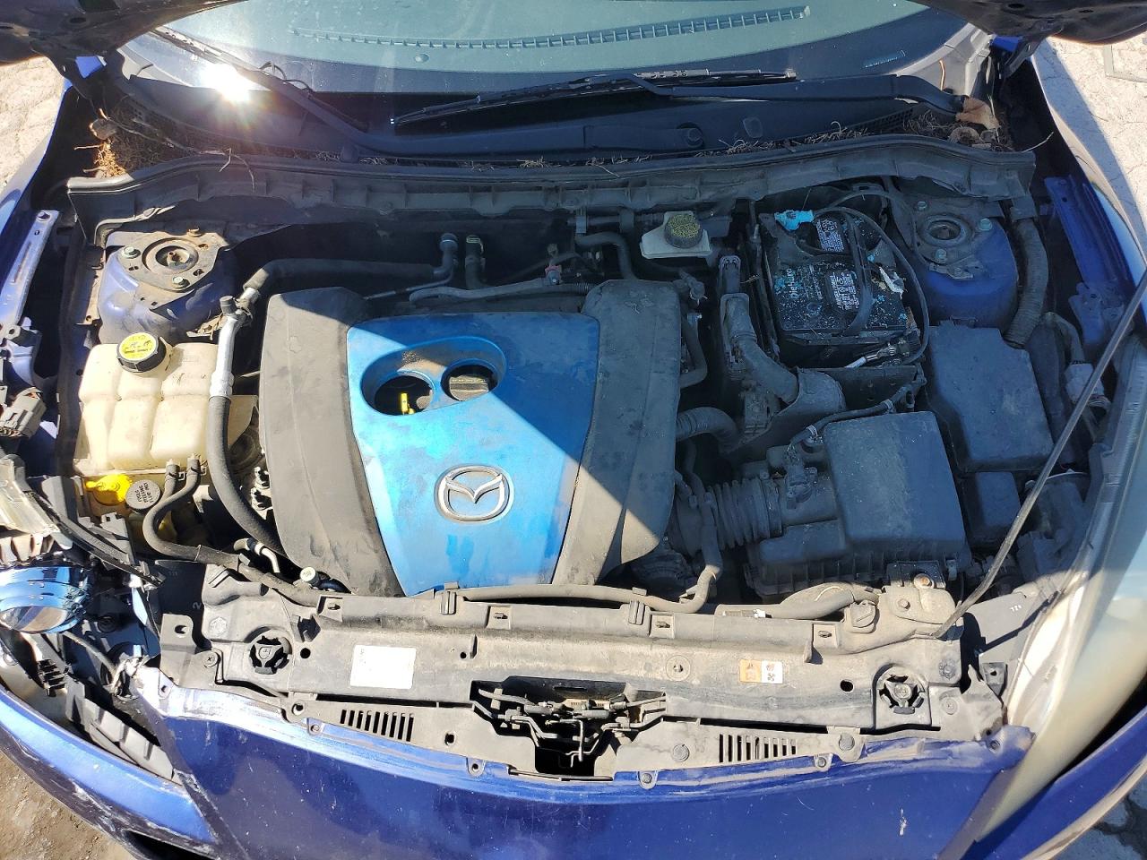 Mazda 3 I